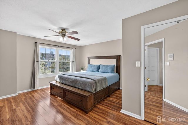 217 Prestwick Way, Edison, NJ 08820