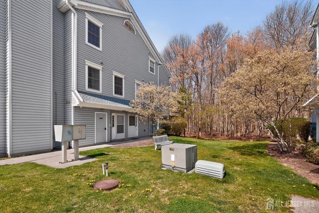 217 Prestwick Way, Edison, NJ 08820