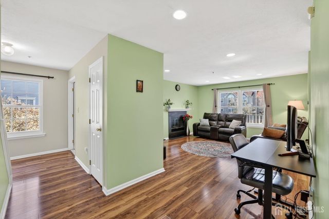 217 Prestwick Way, Edison, NJ 08820