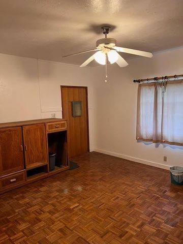 61 E Ellis, Stockton, CA 95204