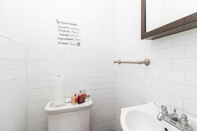 806 New Jersey Avenue, Brooklyn, NY 11207