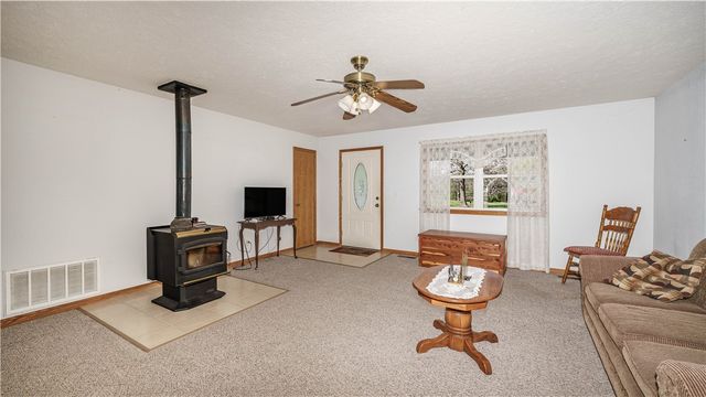 6390 County Road 302, Eureka Springs, AR 72632