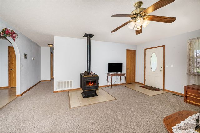 6390 County Road 302, Eureka Springs, AR 72632