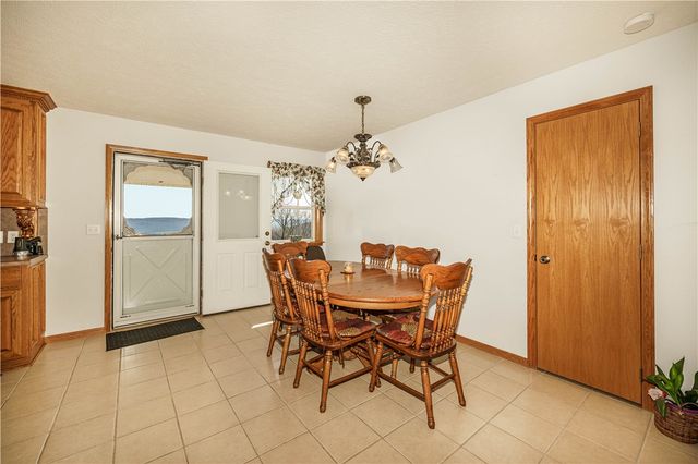 6390 County Road 302, Eureka Springs, AR 72632