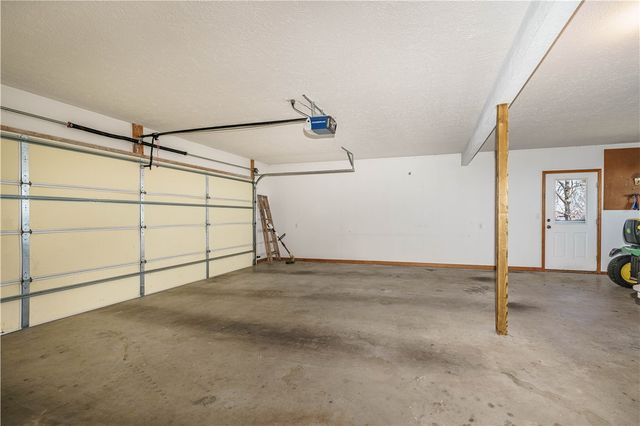 6390 County Road 302, Eureka Springs, AR 72632