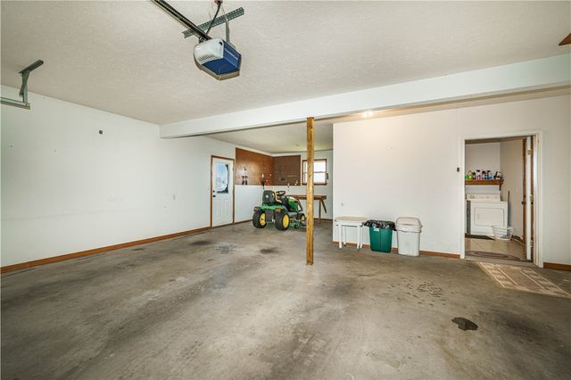 6390 County Road 302, Eureka Springs, AR 72632