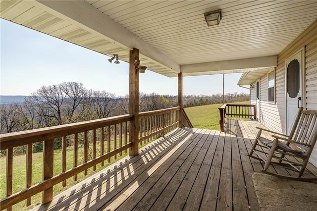 6390 County Road 302, Eureka Springs, AR 72632