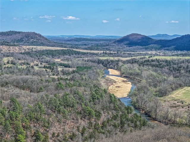 6390 County Road 302, Eureka Springs, AR 72632