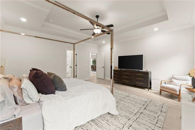 1081 Holly Drive, Loganville, GA 30052