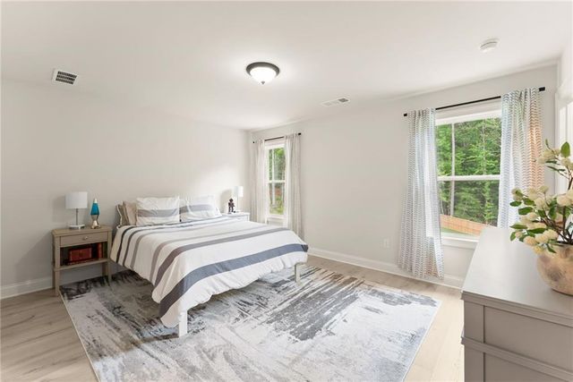 1081 Holly Drive, Loganville, GA 30052