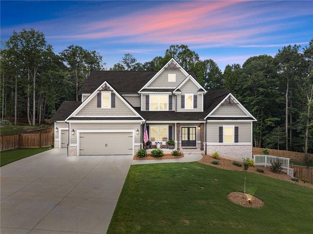 1081 Holly Drive, Loganville, GA 30052