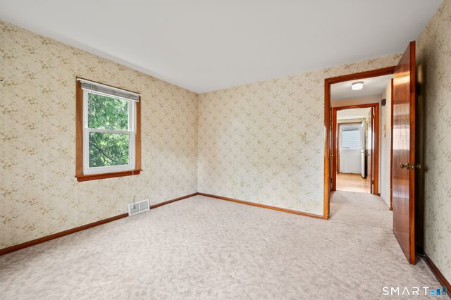 27 Baldwin Street, Meriden, CT 06451