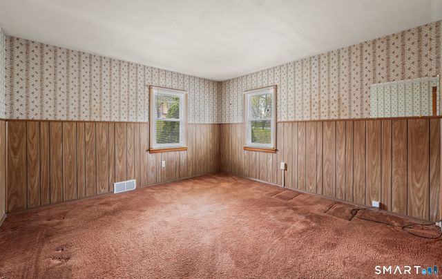 27 Baldwin Street, Meriden, CT 06451