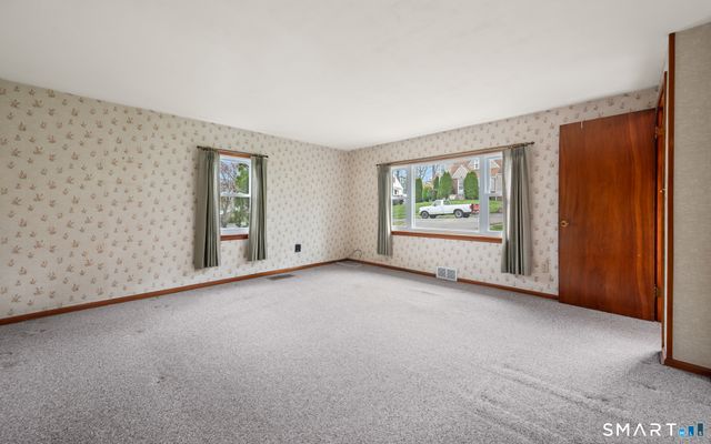 27 Baldwin Street, Meriden, CT 06451