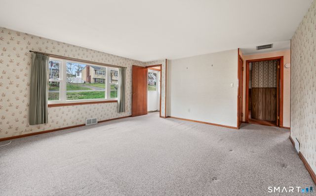 27 Baldwin Street, Meriden, CT 06451