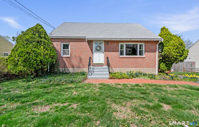 27 Baldwin Street, Meriden, CT 06451