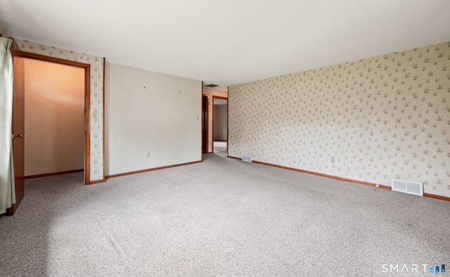 27 Baldwin Street, Meriden, CT 06451