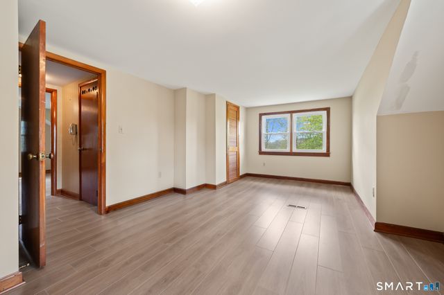 27 Baldwin Street, Meriden, CT 06451