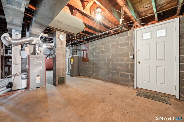 27 Baldwin Street, Meriden, CT 06451
