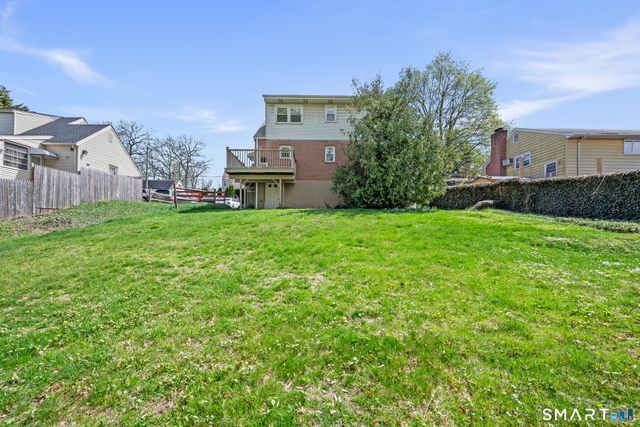 27 Baldwin Street, Meriden, CT 06451