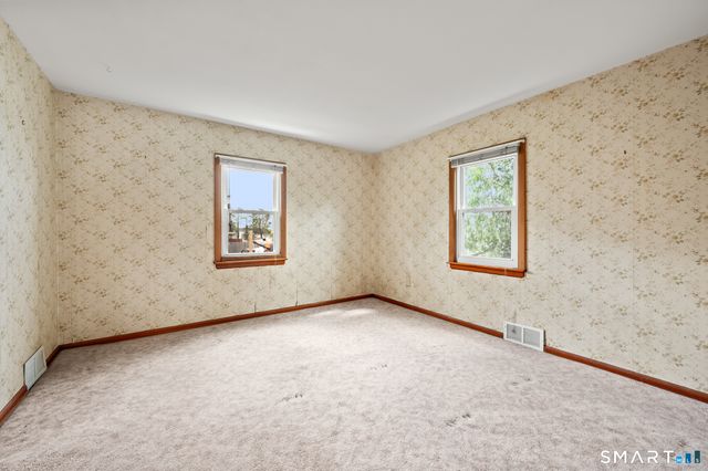 27 Baldwin Street, Meriden, CT 06451
