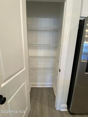 1404 B Hartley, Greenville, NC 27834