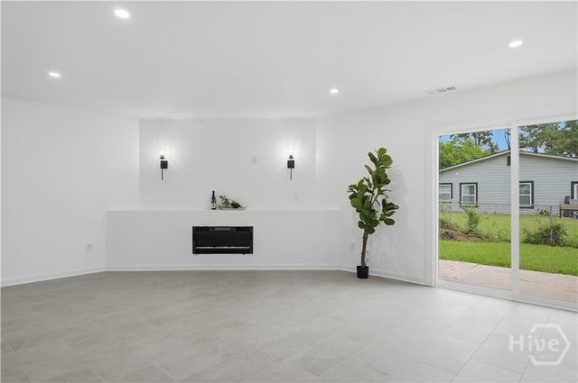 1504 Cathy Street, Savannah, GA 31415