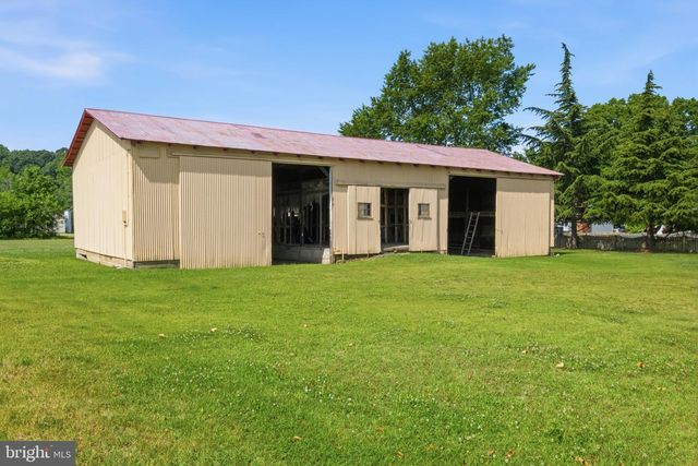 164 FRANKLIN ST, Swedesboro, NJ 08085