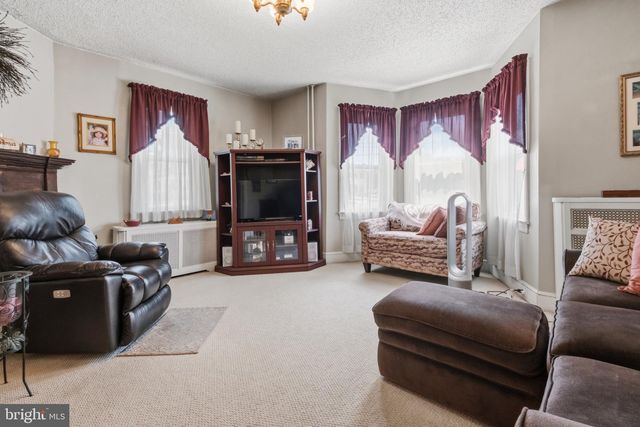 164 FRANKLIN ST, Swedesboro, NJ 08085