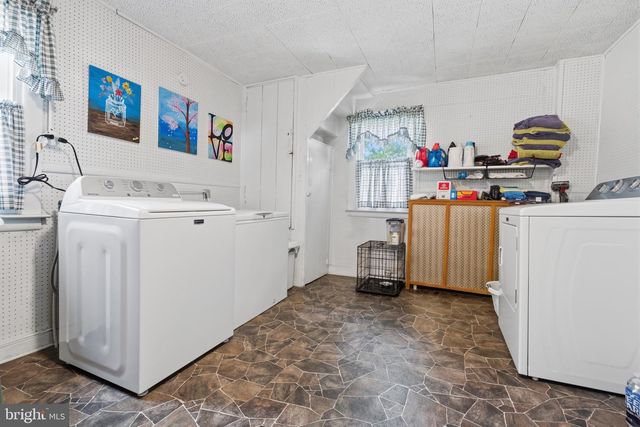 164 FRANKLIN ST, Swedesboro, NJ 08085