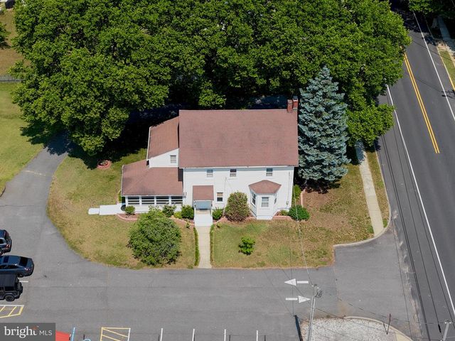 164 FRANKLIN ST, Swedesboro, NJ 08085