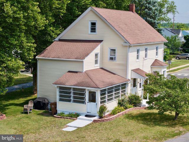 164 FRANKLIN ST, Swedesboro, NJ 08085