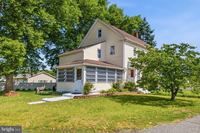 164 FRANKLIN ST, Swedesboro, NJ 08085