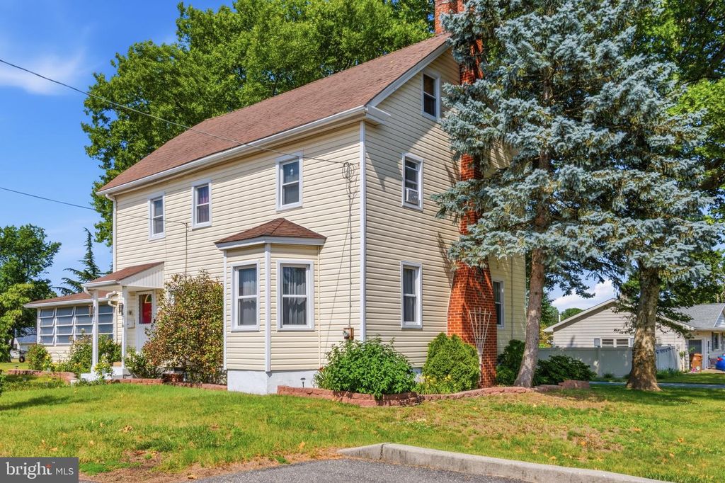 164 FRANKLIN ST, Swedesboro, NJ 08085