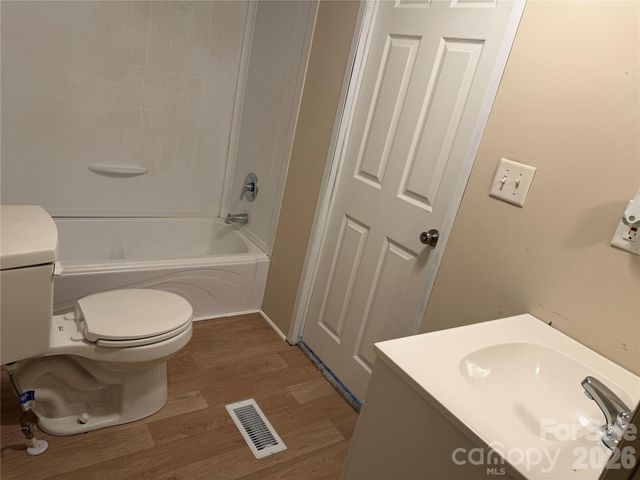 273 McMillan Drive, Hendersonville, NC 28792