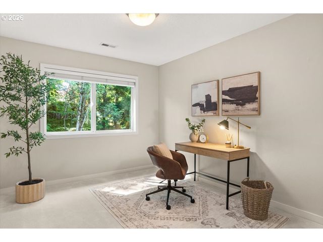 12796 Nw WAKER Dr, Portland, OR 97229
