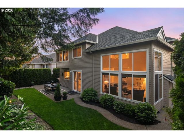 12796 Nw WAKER Dr, Portland, OR 97229