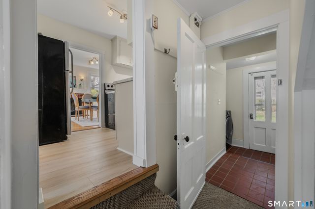 23 Ridgewood Avenue, Waterford, CT 06385