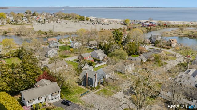 23 Ridgewood Avenue, Waterford, CT 06385