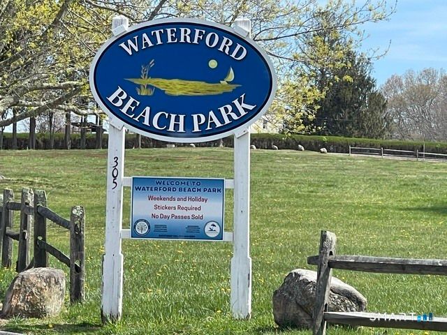 23 Ridgewood Avenue, Waterford, CT 06385
