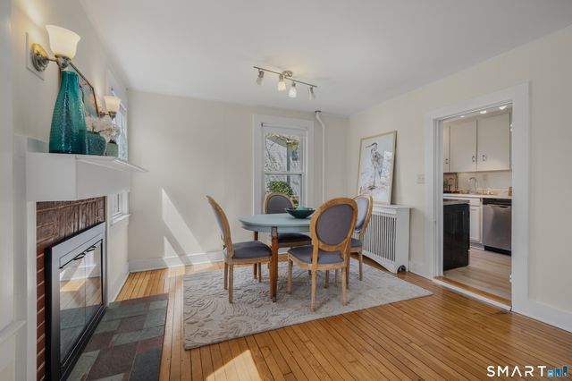 23 Ridgewood Avenue, Waterford, CT 06385