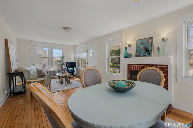 23 Ridgewood Avenue, Waterford, CT 06385