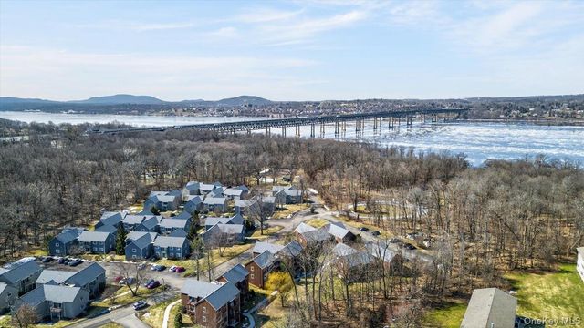 135 Sterling Street 135, Beacon, NY 12508