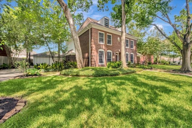 11919 Mighty Redwood Drive, Pasadena, TX 77059