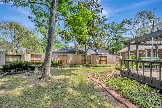11919 Mighty Redwood Drive, Pasadena, TX 77059