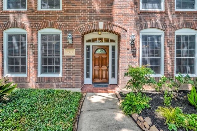 11919 Mighty Redwood Drive, Pasadena, TX 77059