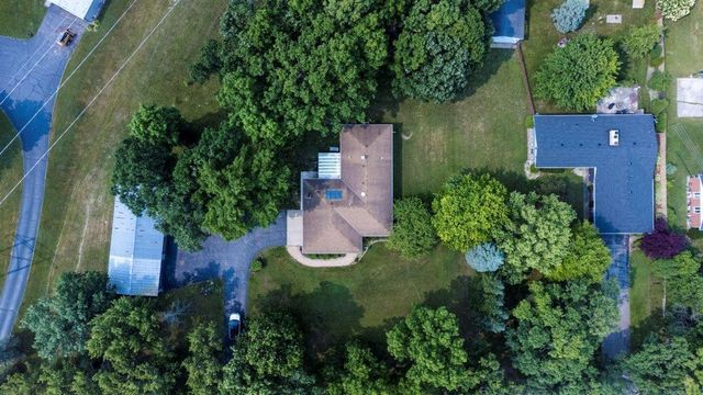 6006 107th STREET, Pleasant Prairie, WI 53158