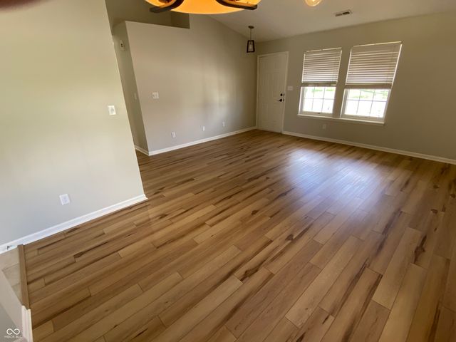 11229 Spring Blossom Lane, Fishers, IN 46038