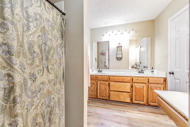 210 Tiger Tail Rd, Houma, LA 70360