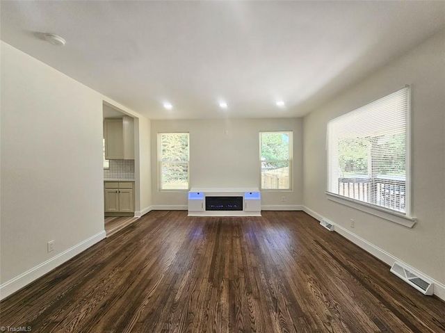 1915 Blain Street, High Point, NC 27262